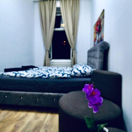 Modern Double Room Js A 비엔나 외부 사진