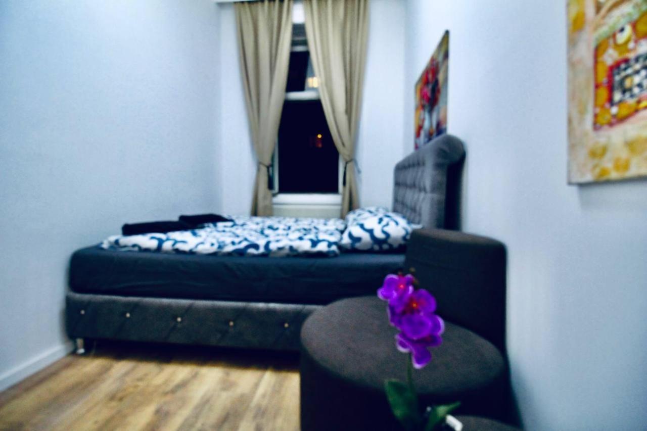 Modern Double Room Js A 비엔나 외부 사진