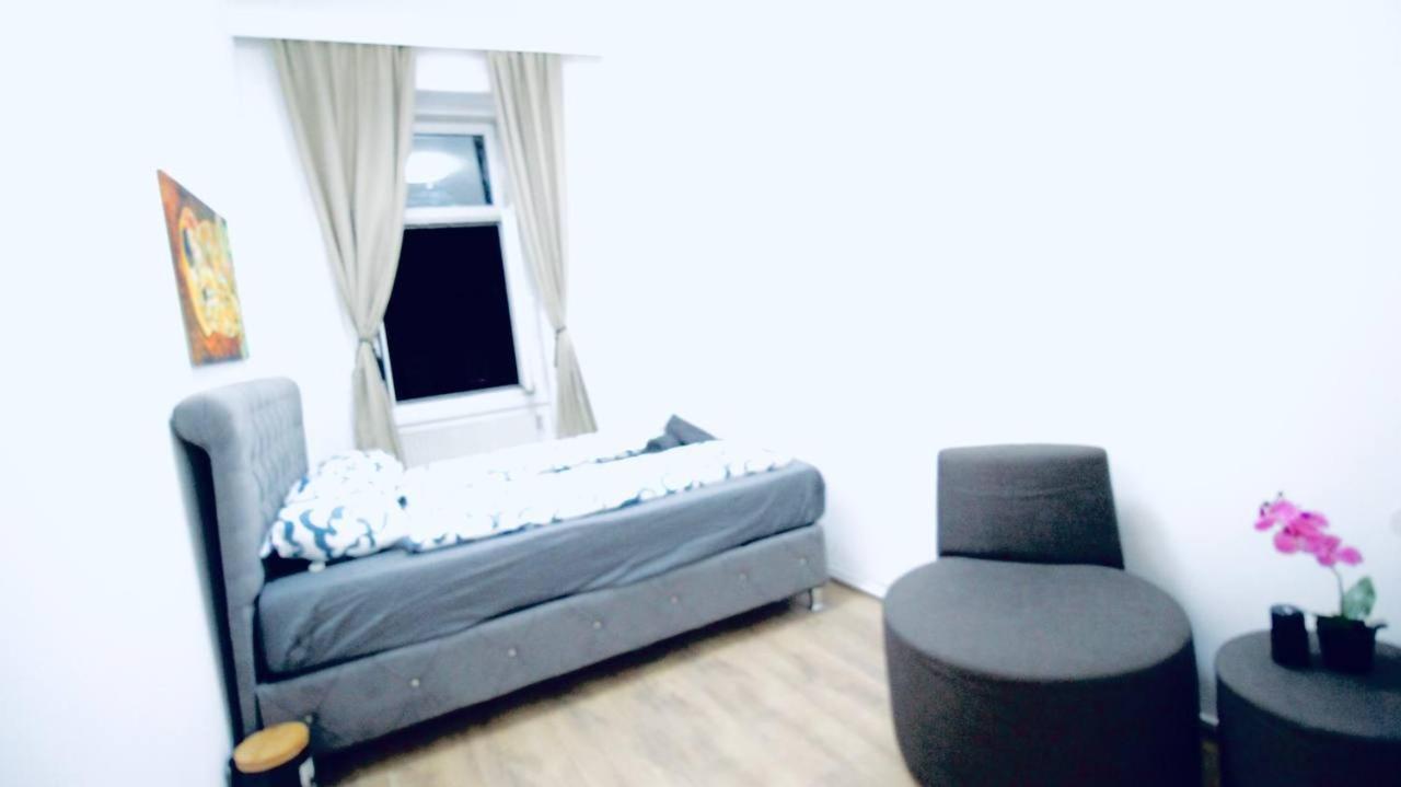 Modern Double Room Js A 비엔나 외부 사진