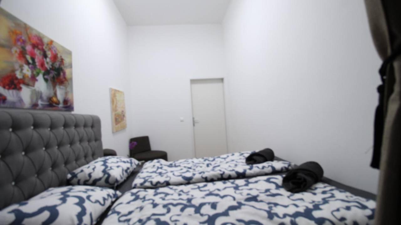 Modern Double Room Js A 비엔나 외부 사진